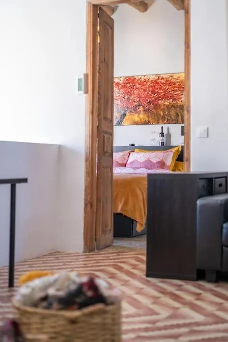 Villa Radiant 5 Bedroom Family Home With Jacuzzi + Roof Deck Palau de Santa Eulalia